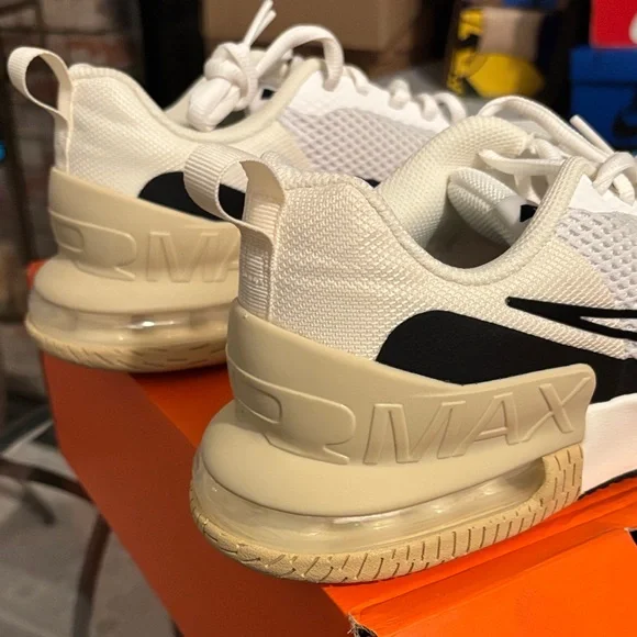 Nike Air Max Alpha Trainer 6 Sail Coconut FQ1833-100 Men’s 9 / Women’s 10.5 - Picture 3 of 8